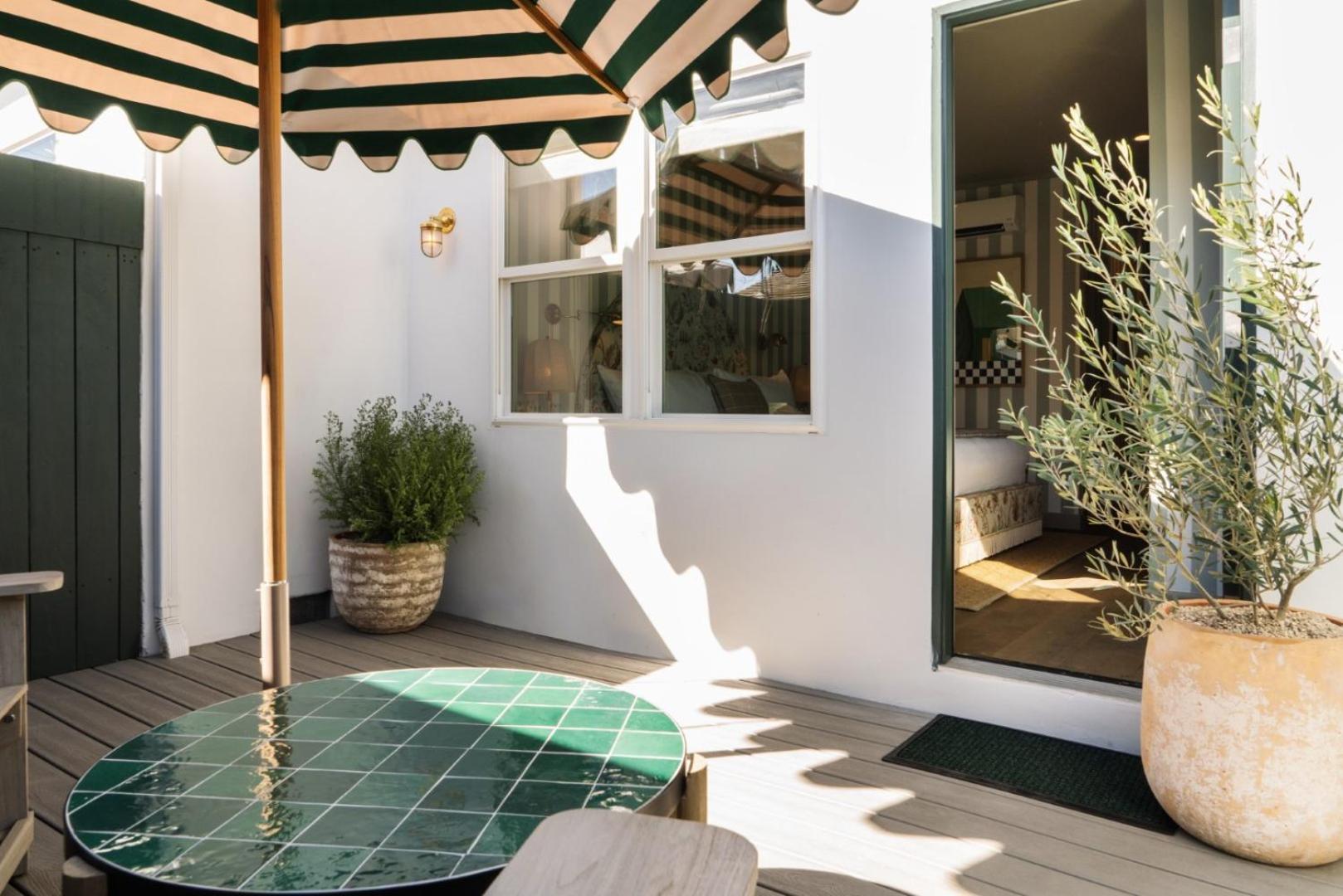 Le Petit Pali Brentwood Otel Los Angeles Dış mekan fotoğraf